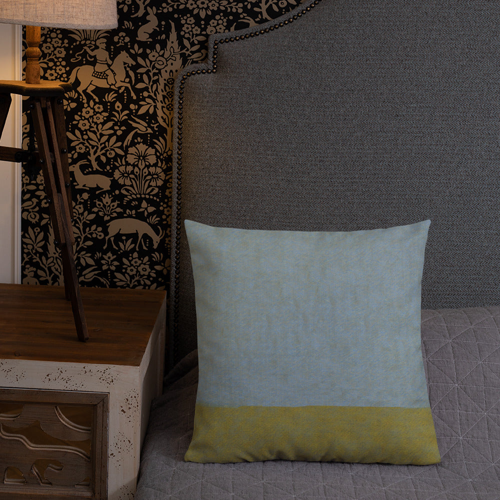 Meadown Premium Pillow