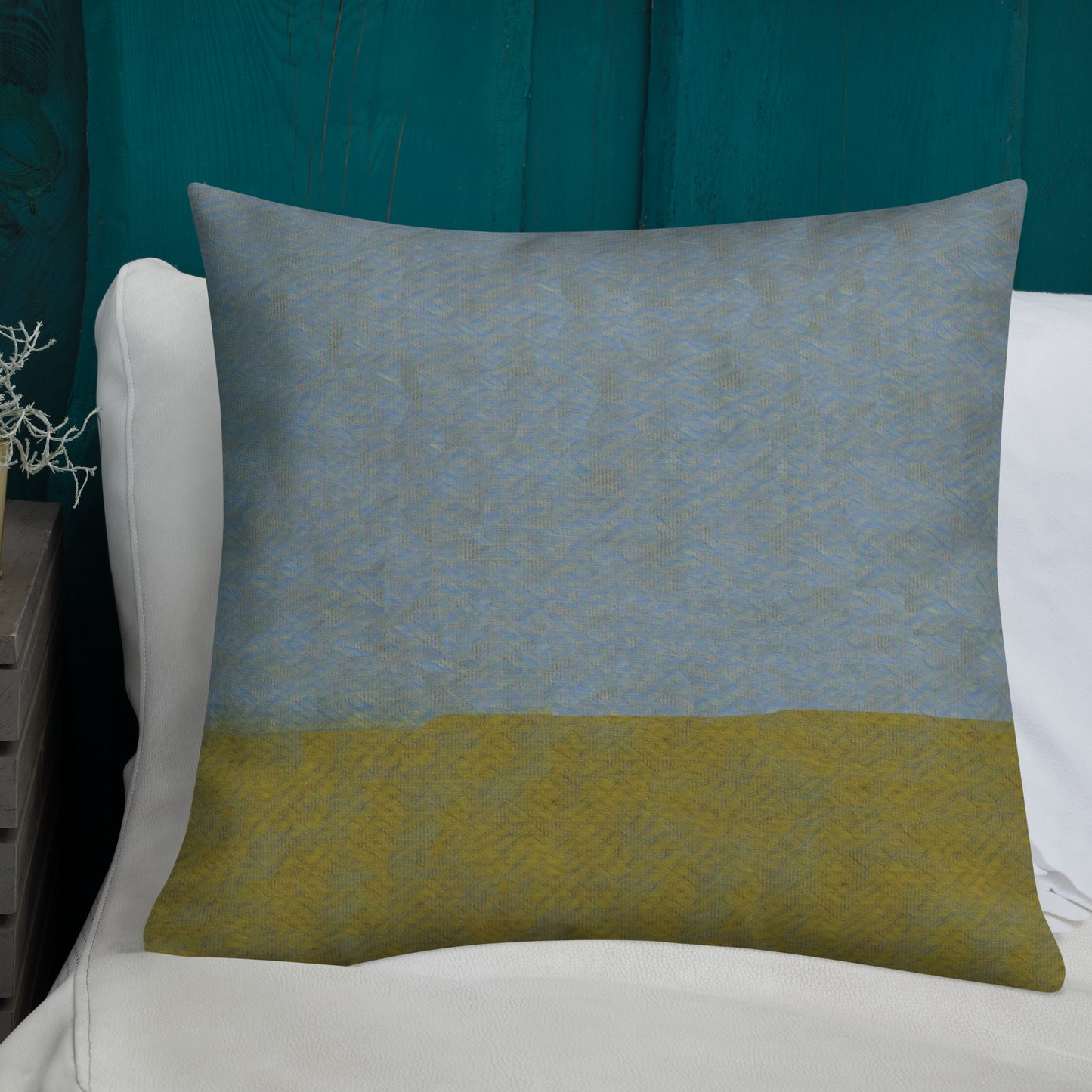 Meadown Premium Pillow